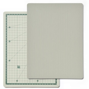 Mata / tablica do bigowania i cięcia samoregenerująca 30x22cm /293022/
