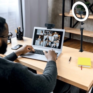 Lampa pierścieniowa KENSINGTON L1000 dwukolorowa z uchwytem na kamerę internetową
